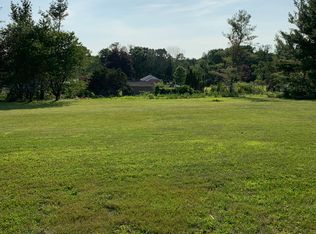 7 Riata Dr, Lincoln, RI 02865