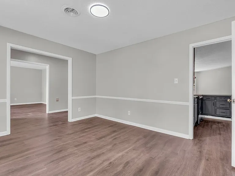 1315 Ruffwood Rd — Photo 17