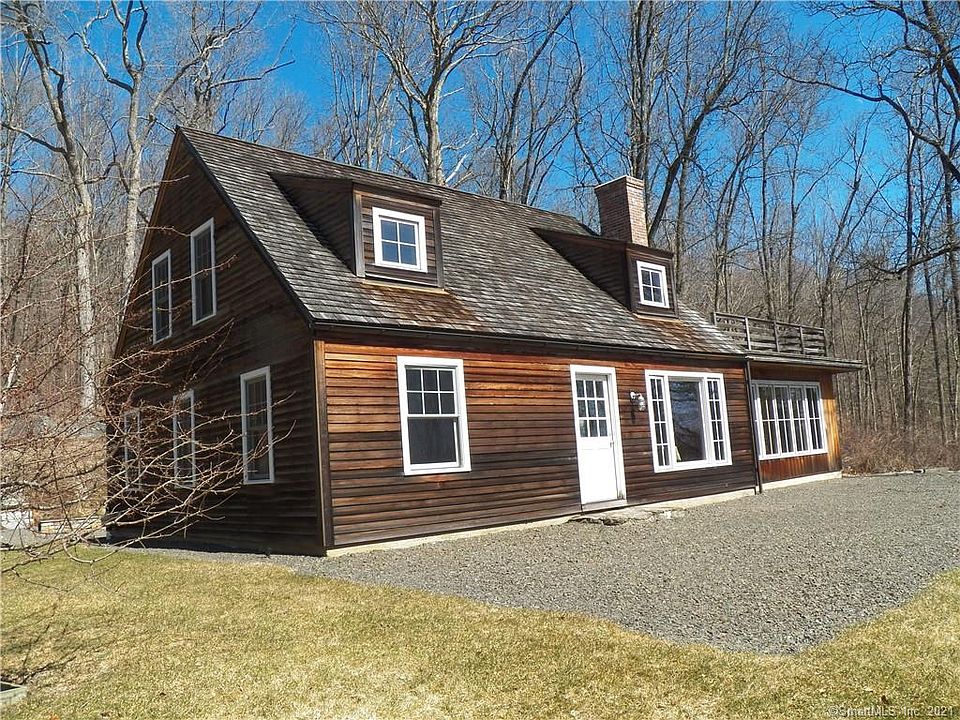 50 Rabbit Hill Road