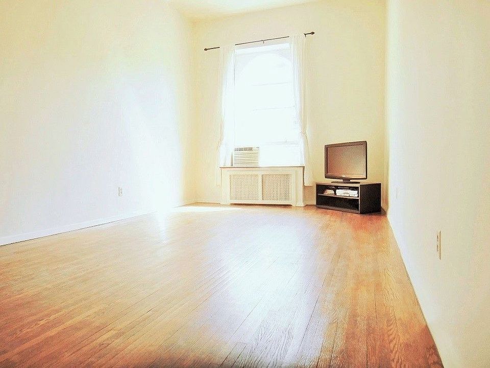 1st image of 47 W 88th St APT 4A