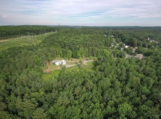 25 Peter Blvd, Lewiston, ME 04240