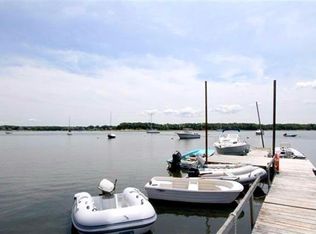 4 Harbor Dr, Pocasset, MA 02559