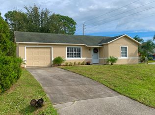 1398 Damask Ln, Sebastian, FL 32958