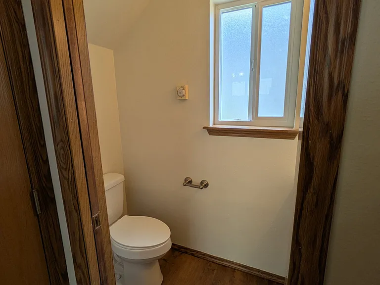 217 S Cedar St — Photo 12