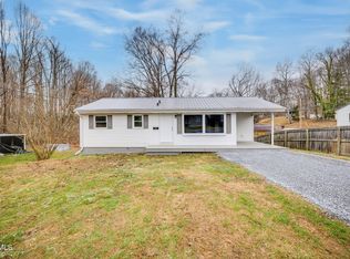 903 N Barton St, Johnson City, TN 37604