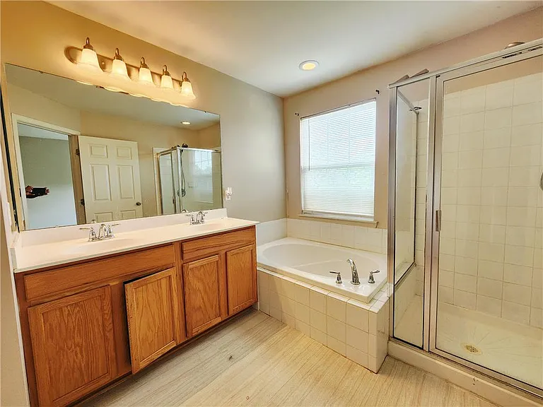 1073 Sparrow Way — Photo 25