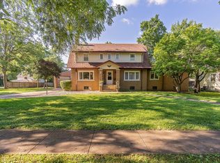100 W Hickory St, Fairbury, IL 61739