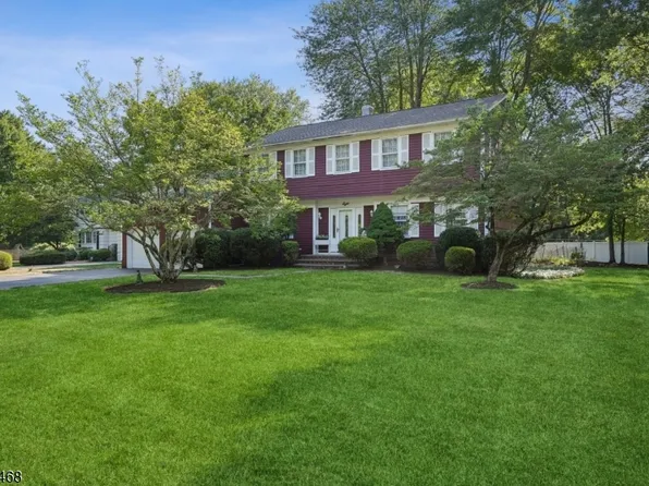 8 Tracy Ct, Morris Twp., NJ 07960
