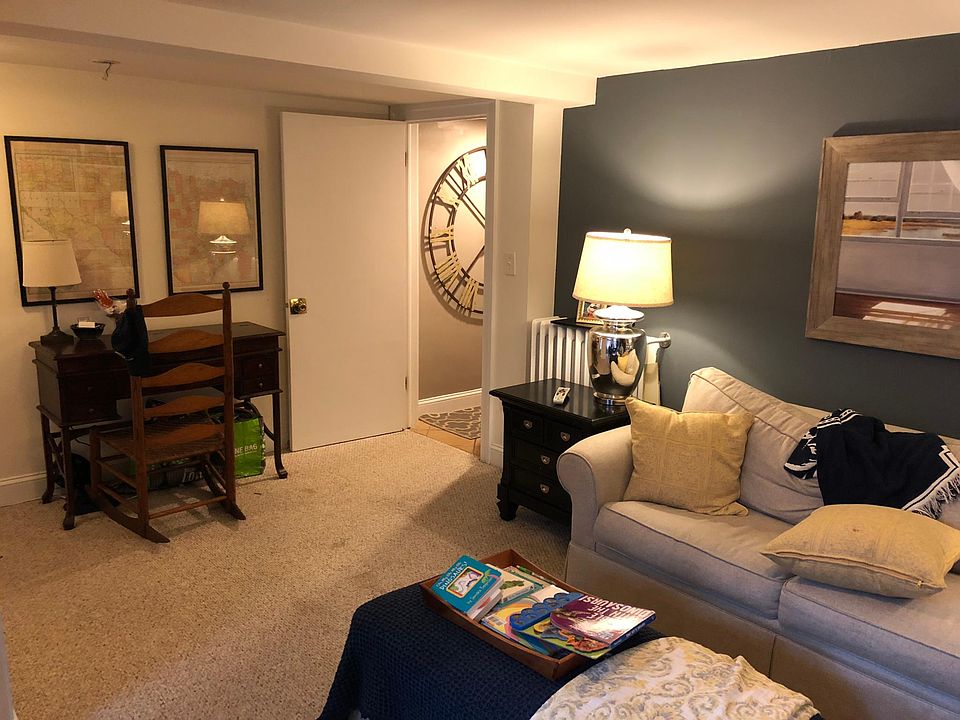 Living room.