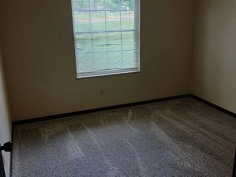 1701 Northway Dr — Photo 6