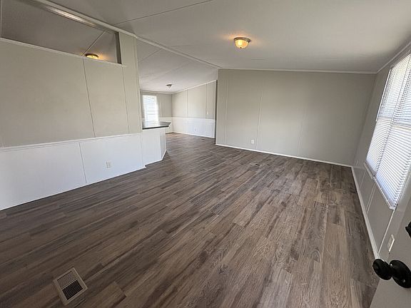 3rd image of 3116 Paddlefish Dr