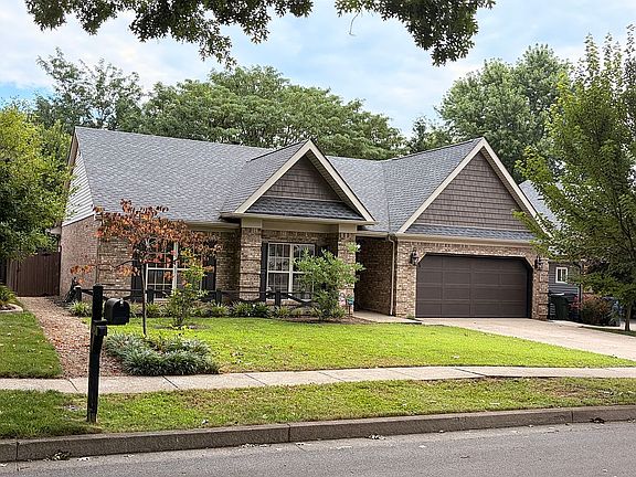 2nd image of 821 Keene Wood Dr