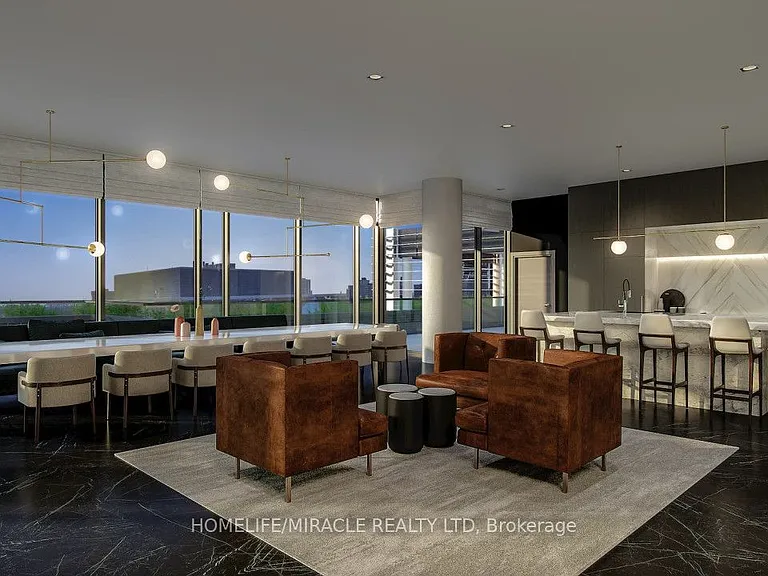 5 Wellington St S #1108 — Photo 23
