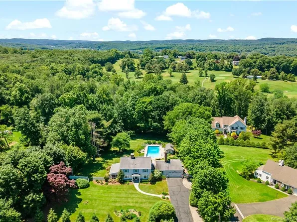 106 Whisconier Rd, Brookfield, CT 06804