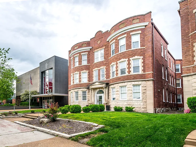 4319 Lindell Blvd #D — Photo 4