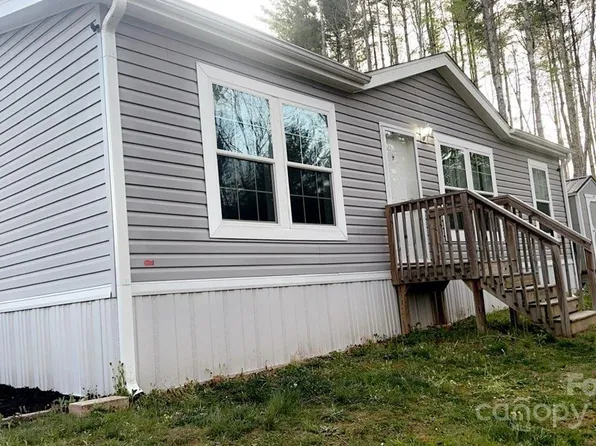 426 Shelton Laurel Rd, Clyde, NC 28721