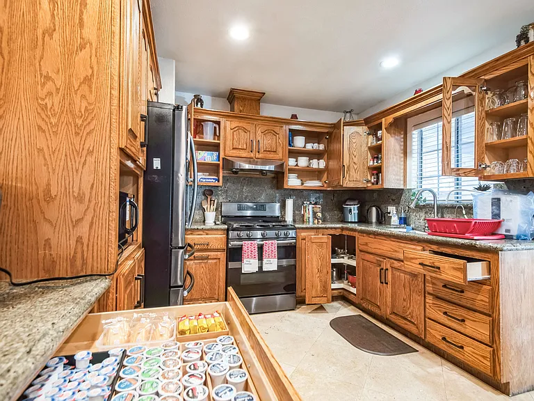 1531 W Trenton Pl — Photo 19