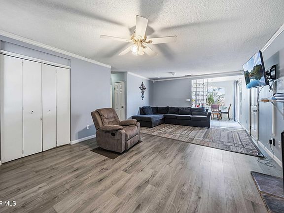 4th image of 21511 San Gabriel Dr