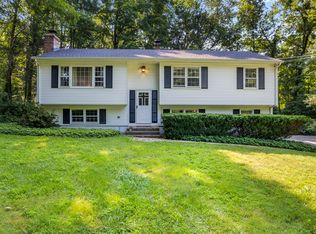 1662 Route 80, Guilford, CT 06437