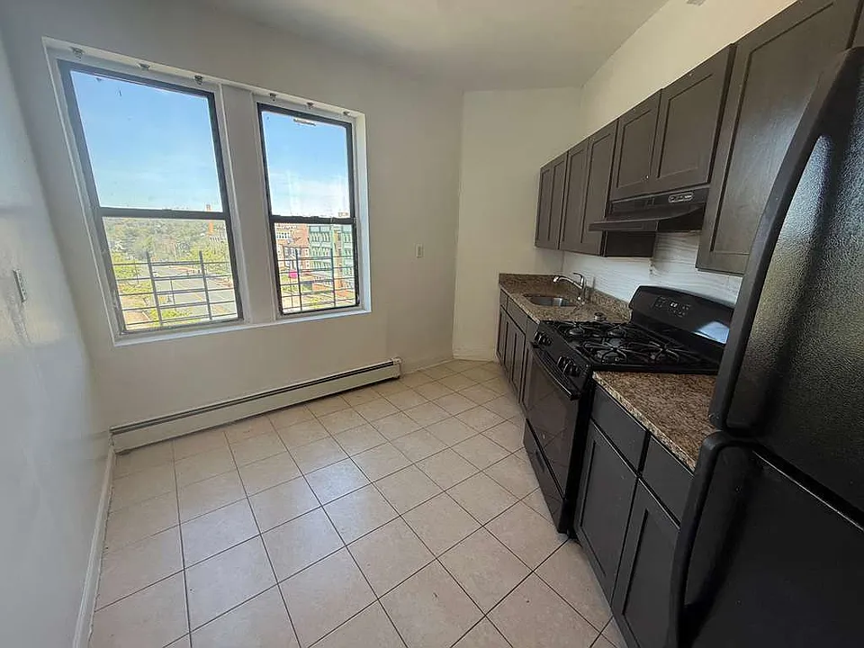 210-212 Central Ave #5H