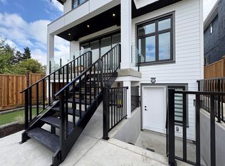 945 E 28th Ave #BASEMENT, Vancouver, BC V5V 2P3