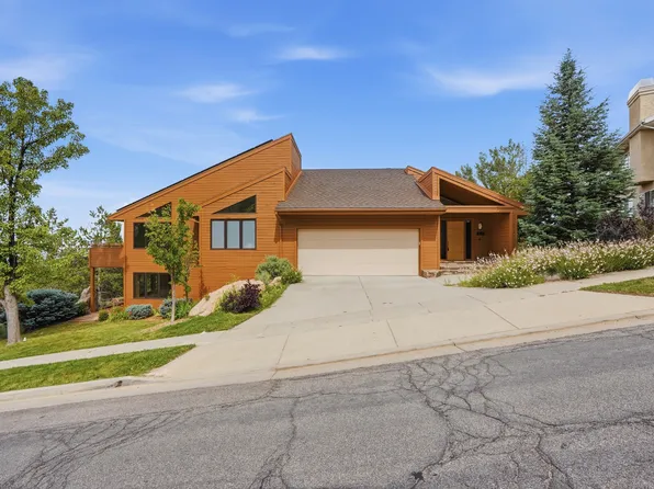 2352 S Lakeline Dr, Salt Lake City, UT 84109