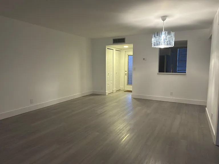 7460 NW 18th St #201 — Photo 34