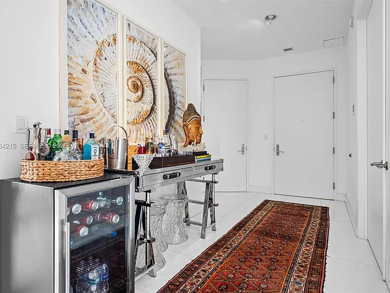 15811 Collins Ave #3107 — Photo 5