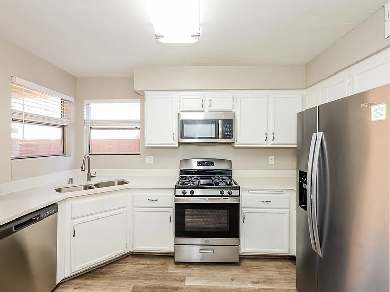 2505 Kilmaron Cir — Photo 9