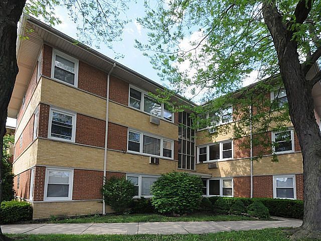 1st image of 6110 W Peterson Ave #2S