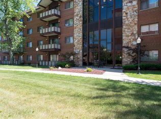 2311 183rd St APT 301, Homewood, IL 60430