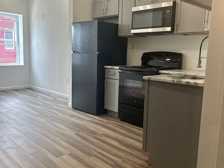 2603 N 12th St #2 — Photo 8
