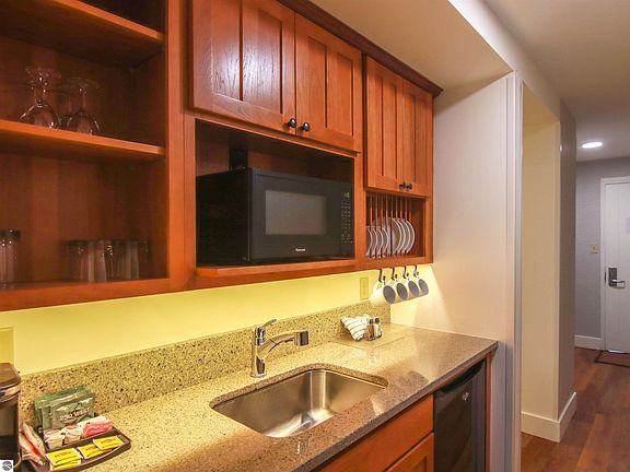 5th image of 346 Crystal Mountain Dr Unit 12400-346