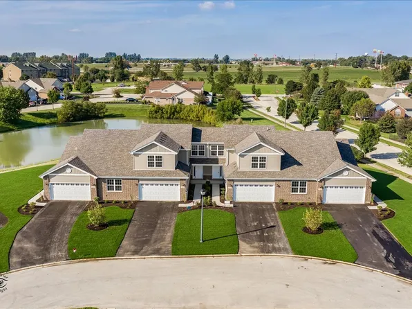 976 Inland Dr, Manteno, IL 60950