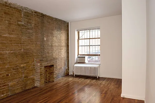 Rented by Compass | media 2