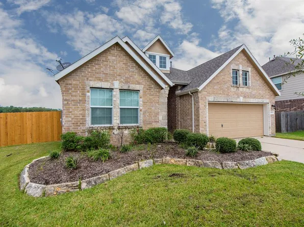 9626 Inwood Cir, Mont Belvieu, TX 77523