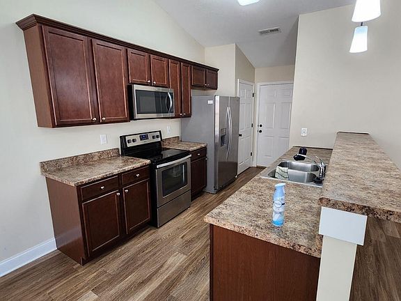 4th image of 349 Franklin Meadows Way