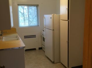 1662 Monroe St #A, Madison, WI 53711