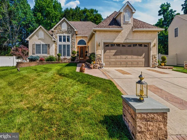 188 Billows Dr, Mount Royal, NJ 08061