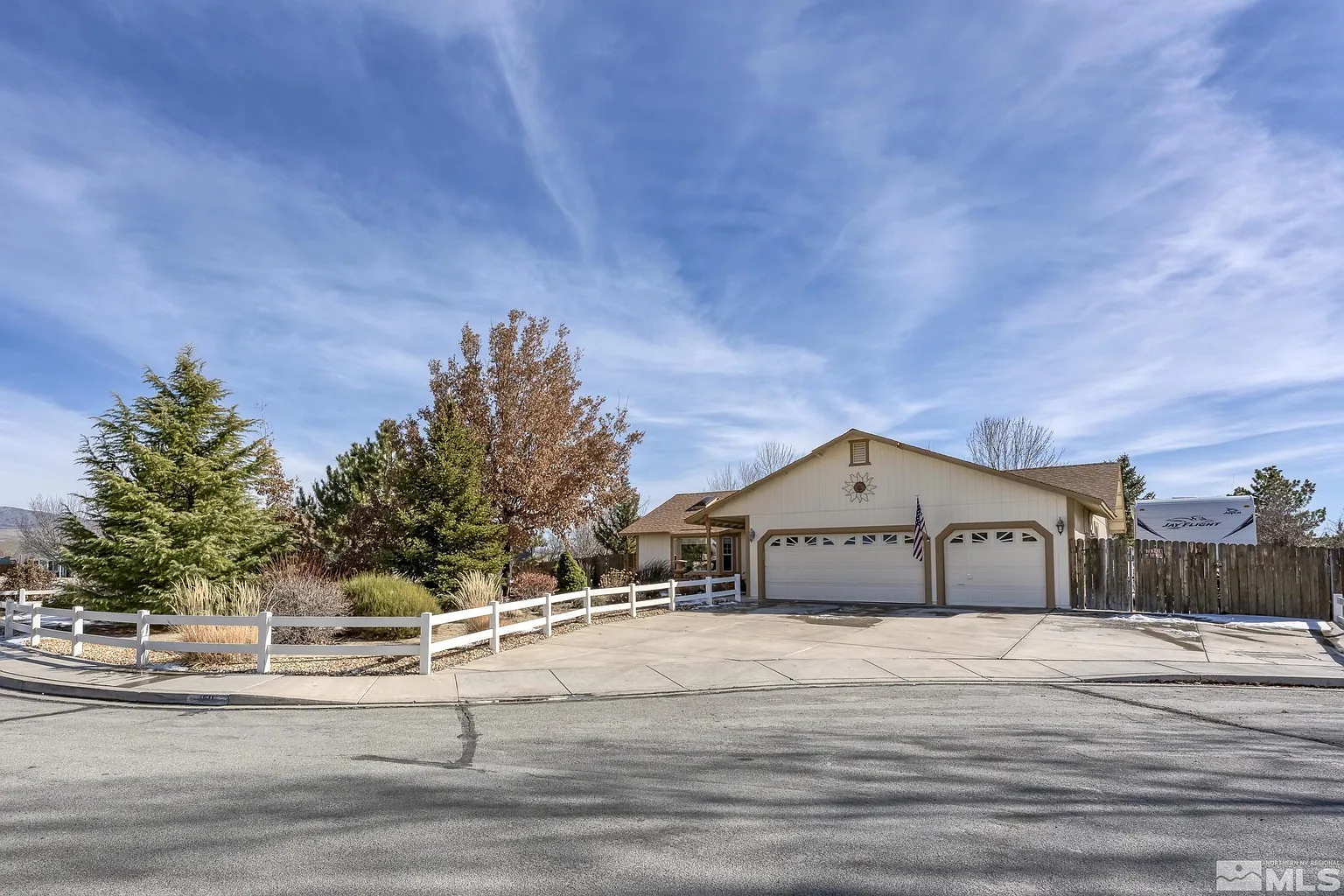 160 Monica Ct photo 1