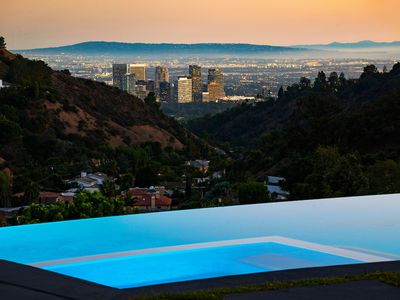 9648 Highridge Dr, Beverly Hills, CA, 90210