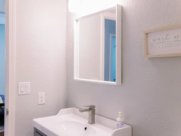 1007 W French Pl — Photo 15