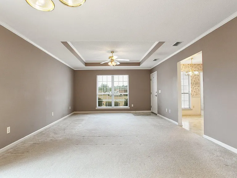 2115 Walberg Dr — Photo 18
