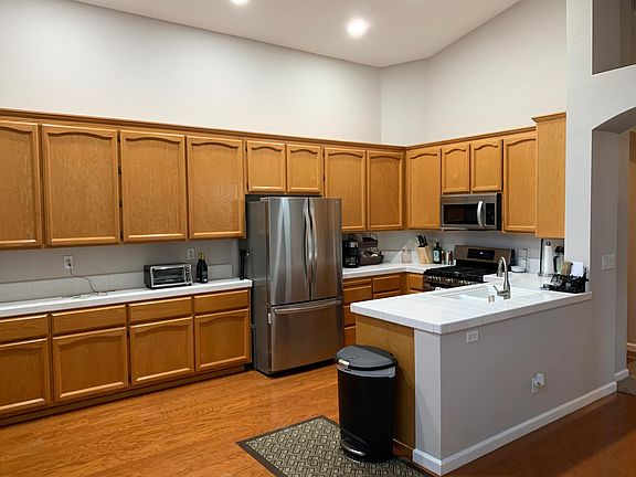 4th image of 1415 Kerslake Cir