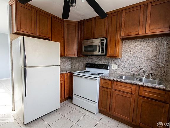 5th image of 3057-3063 Blossom St