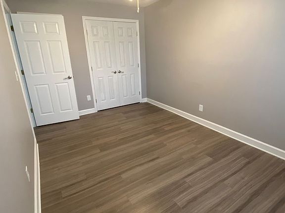 5th image of 102 Springs St