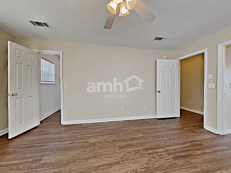 221 Scarlet Ridge Ct — Photo 10
