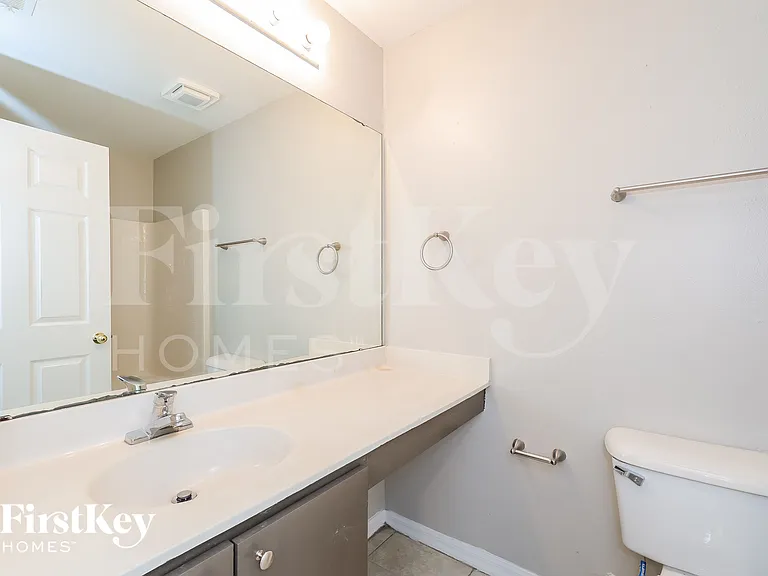 468 Dove Dr — Photo 9
