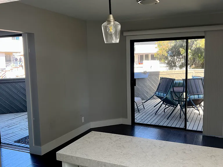 213 Avenida Del Poniente #A — Photo 3