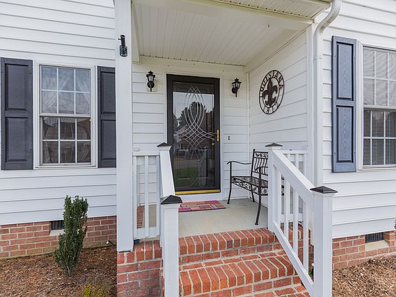 3rd image of 1729 Ashcliff Way